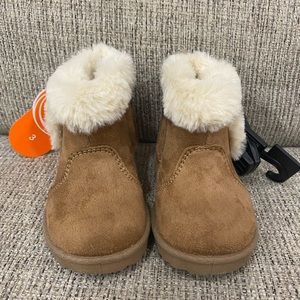 Wonder Nation Brown Kids Boots with Cream Fur, Size 3